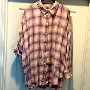 American Eagle Outfitters Oversized Blue and Pink Plaid Shirt Size XS